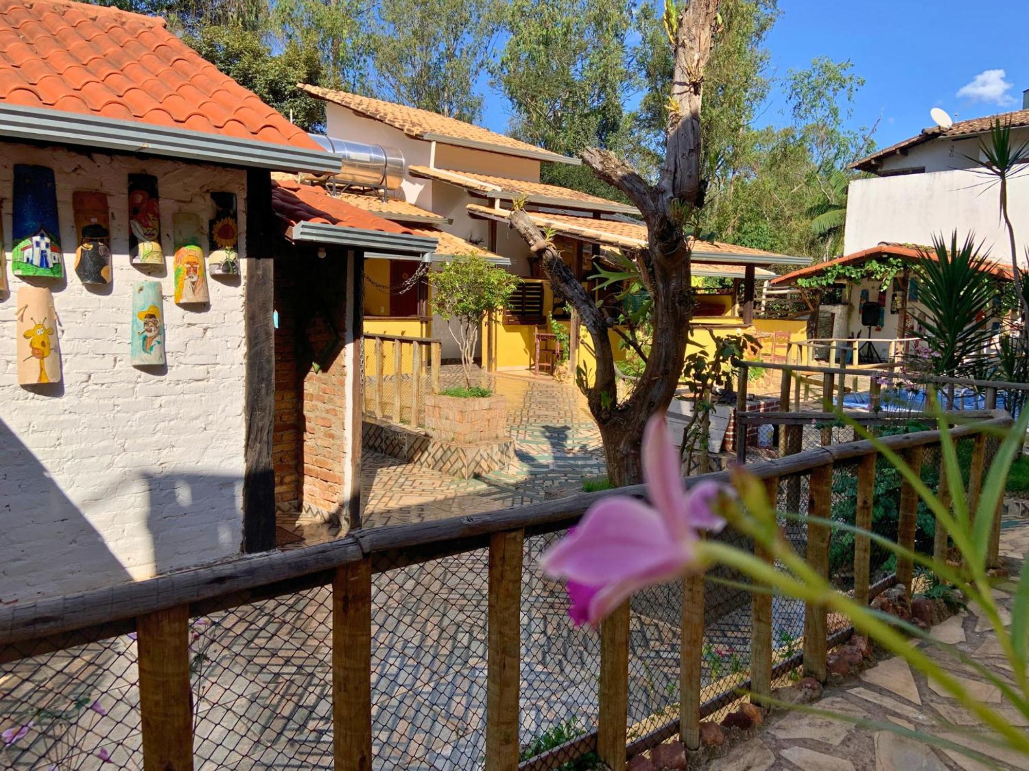 ホテル Pousada E Restaurante Casinha Velha マカコス エクステリア 写真